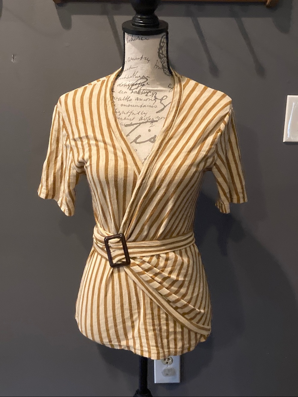 Zara size small striped short sleeved wrap top great condition 💯 cotton